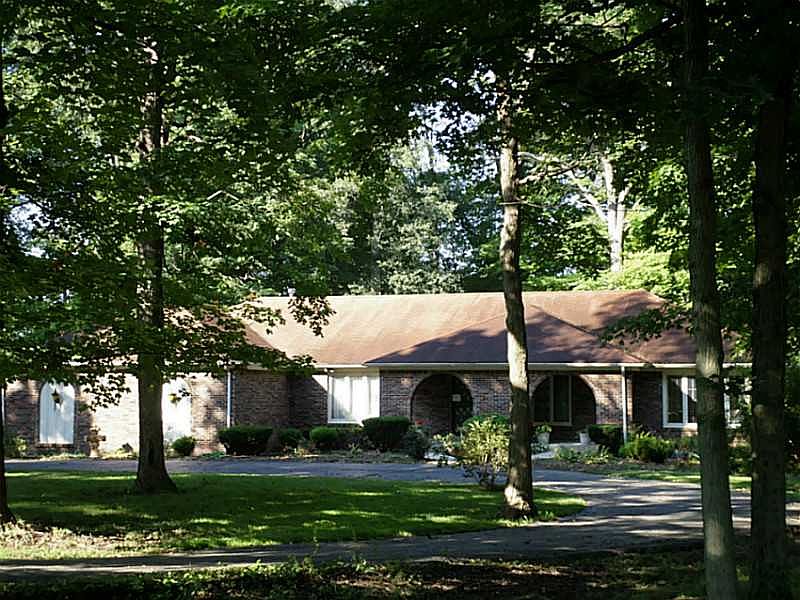 1st image of 1126 Richwood Dr