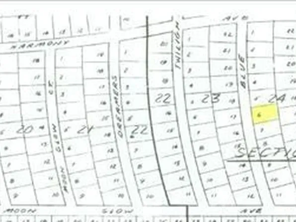 221 Blue Heaven Dr, Lake Placid, FL 33852