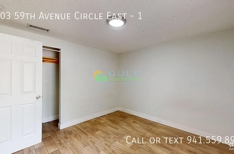1103 59th Avenue Cir E #1 — Photo 11