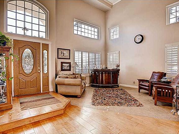 5th image of 7636 Desert Largo Ave