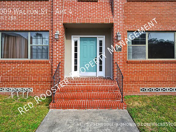 2nd image of 3009 Walton St APT 4