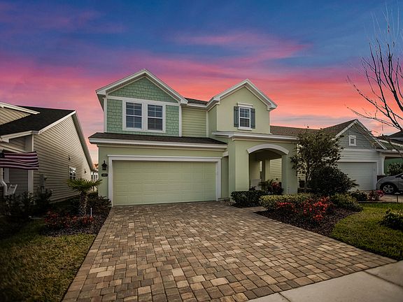 2nd image of 292 Park Lake Dr