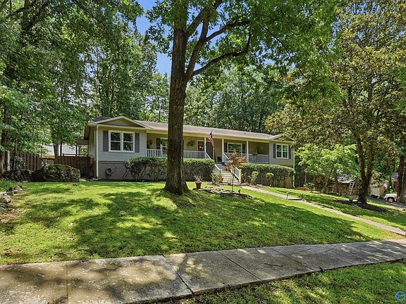 2nd image of 2616 Galahad Dr SE