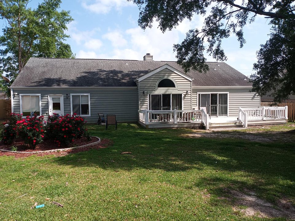 2nd image of 6821 Hilo St