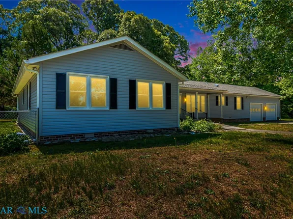 178 Greenfield Rd, Lancaster, VA 22503