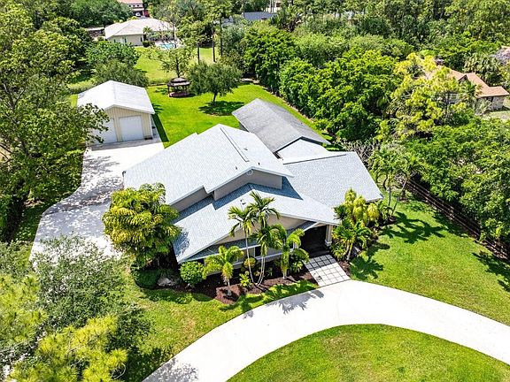 3rd image of 6019 NW 69th Way
