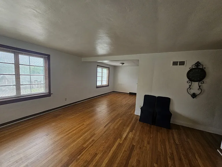 7004 Glenmore Ave #1-A — Photo 14
