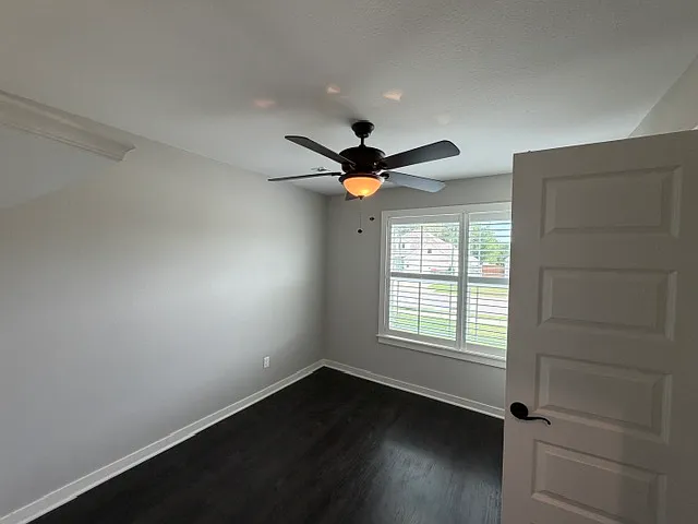 3670 Avon Ave — Photo 12