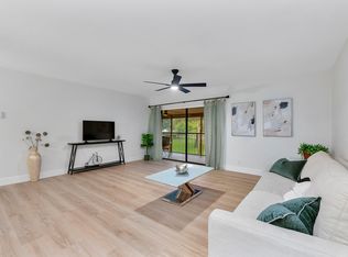 195 Deer Creek Blvd APT 807, Deerfield Beach, FL 33442