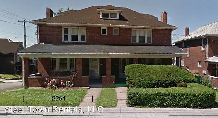 2254 S Braddock Ave photo 1