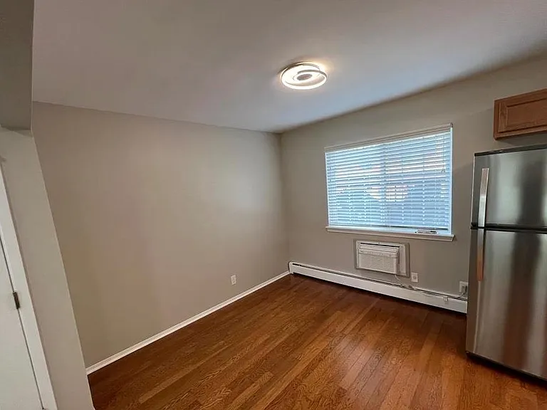 2445 Torquay Ave #112 — Photo 16