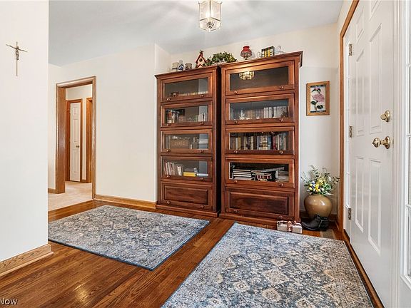 3rd image of 7020 Sweetwater Rd NE