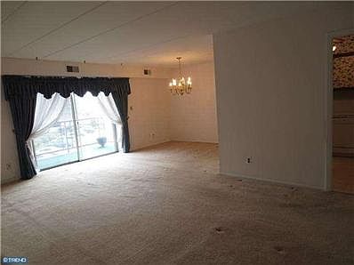 5th image of 1100 Lore Ave APT 401
