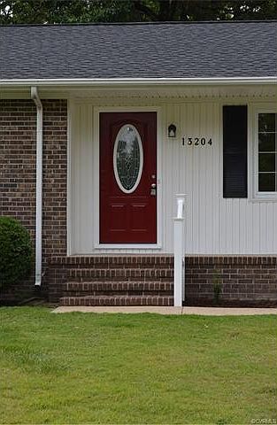 1st image of 13204 Sherri Dr