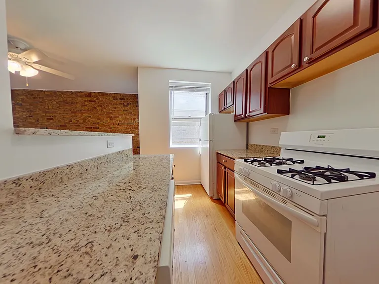 1307-17 W. Addison — Photo 30