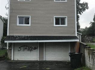 8 Cook St, Danbury, CT 06810