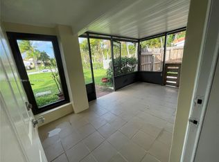 1448 NE 177th St, North Miami Beach, FL 33162