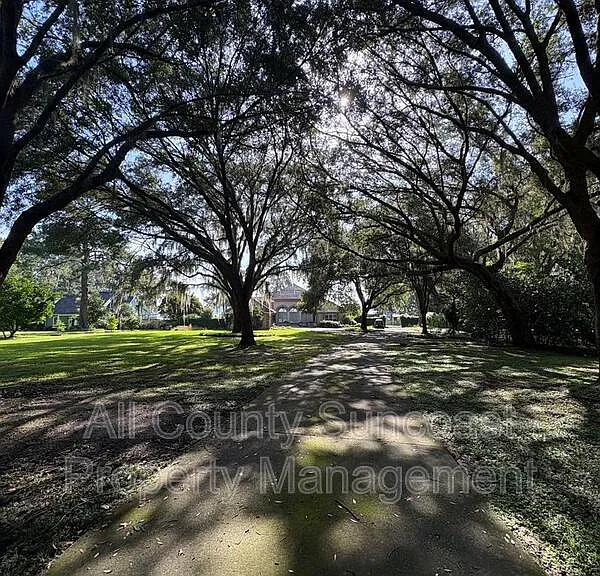 2600 Lucerne Dr — Photo 2