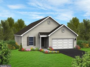 953 W North St #27, Carlisle, PA 17013