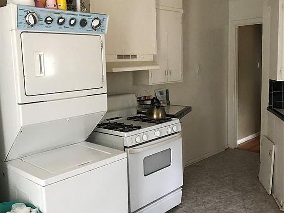 5th image of 1820 Montclair Dr