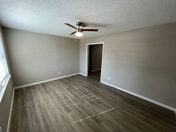 4th image of 3009 Clover Dr