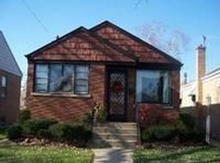 2426 Spruce St, River Grove, IL 60171