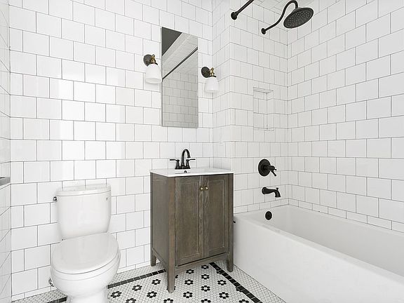 5th image of 37 Montrose Ave APT 3R