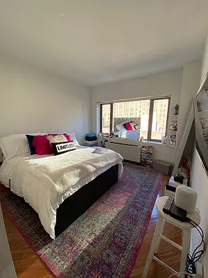 Rented by Compass | media 24