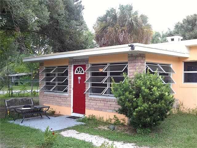 1st image of 4409 Poinsettia St
