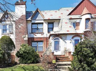 338 Cochran Pl, Valley Stream, NY 11581