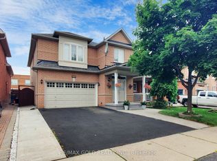 18 Thimbleberry St, Brampton, ON L7A 3L3