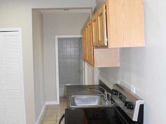 5th image of 11667 Joseph Campau St APT 7