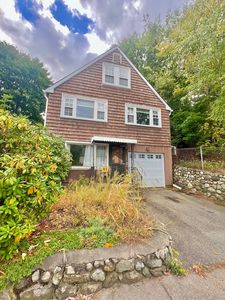 91 Saunders St, Medford, MA, 02155