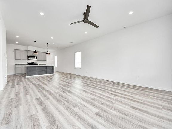 4th image of 13517 Heritage Meadow Ln