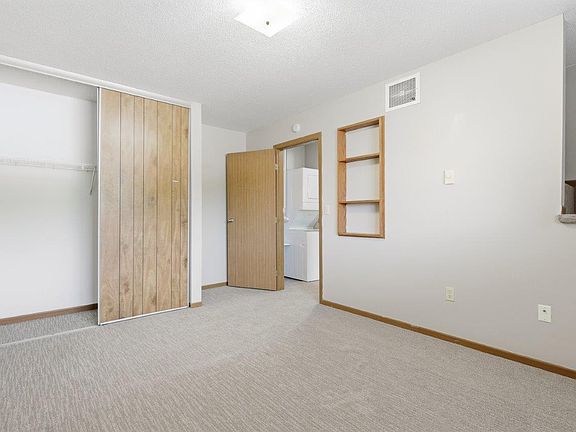 5th image of 1821 8th St #5c4c4a5ae