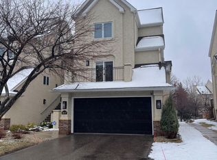 417 River St, Minneapolis, MN 55401