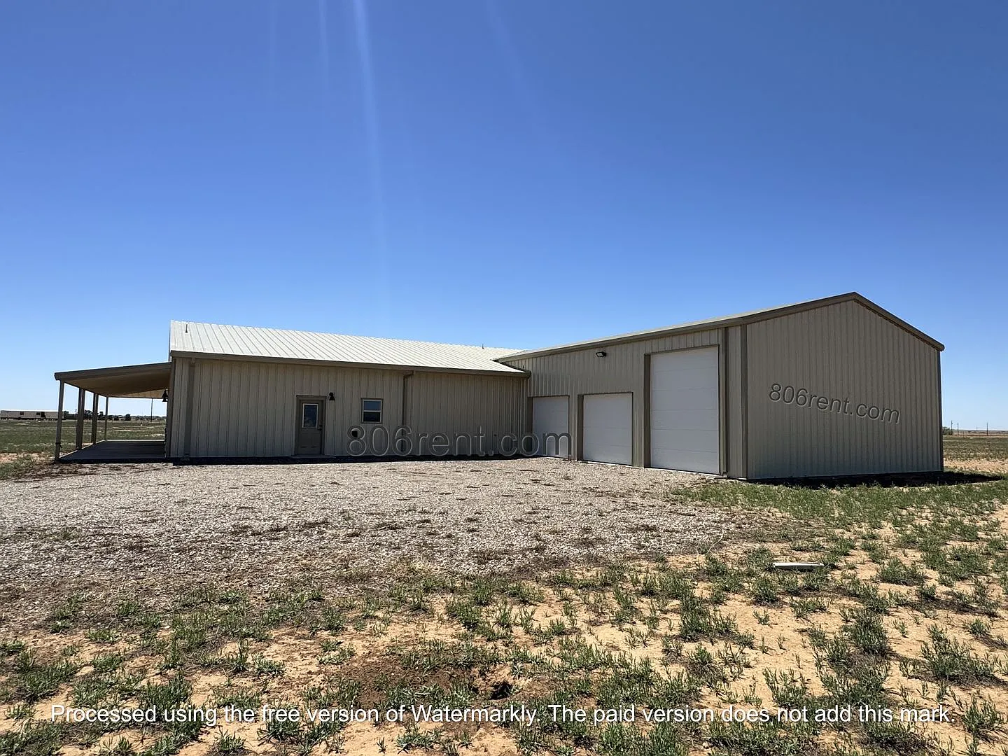 Unique Country Barndominium on 15.5 Acres Shallowater, TX — Photo 4