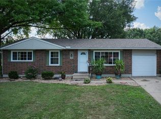 4016 Crane Cir, Independence, MO 64055