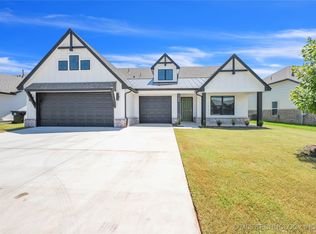 9386 E 134th Pl S, Bixby, OK 74008