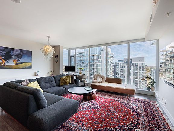 3rd image of 510 6th Ave SE #1605
