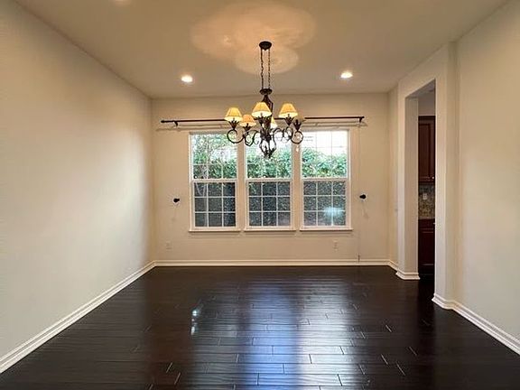 5th image of 1411 Kallins St