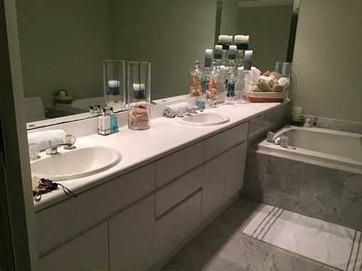 5th image of 16485 Collins Ave #5