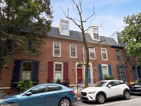 2nd image of 216 Pine St #14