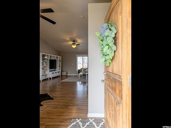 5th image of 56 E Blair Way