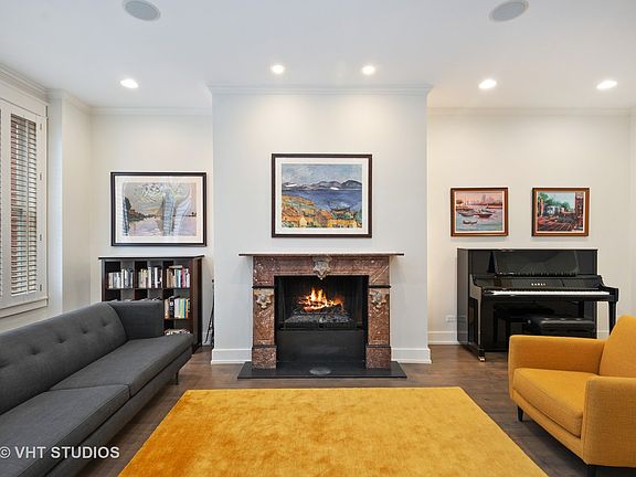 3rd image of 2143 N Clifton Ave