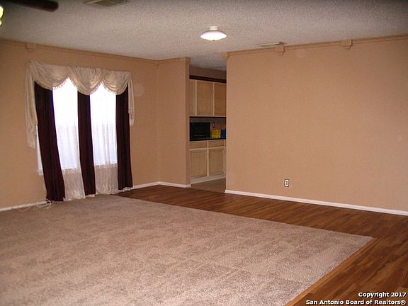 4th image of 10427 Canyon Vlg