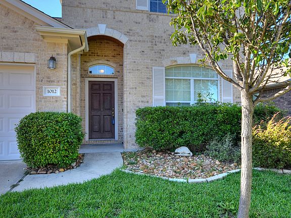 3rd image of 1012 Brighton Pl