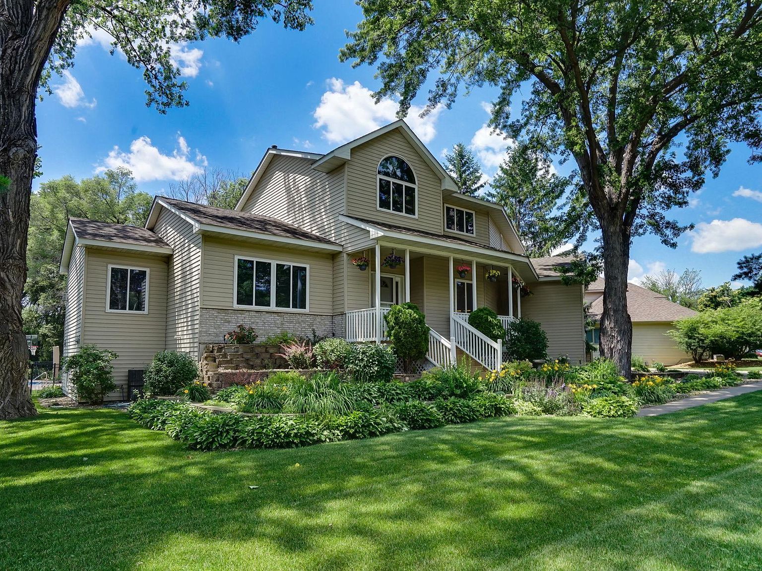 5061 Oxbow Pl, Champlin, MN 55316 | Zillow
