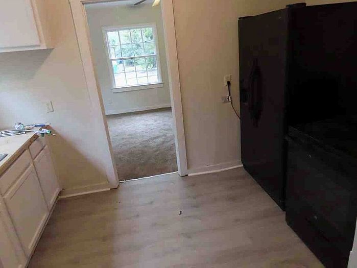 2nd image of 707 Jl Lomax Dr