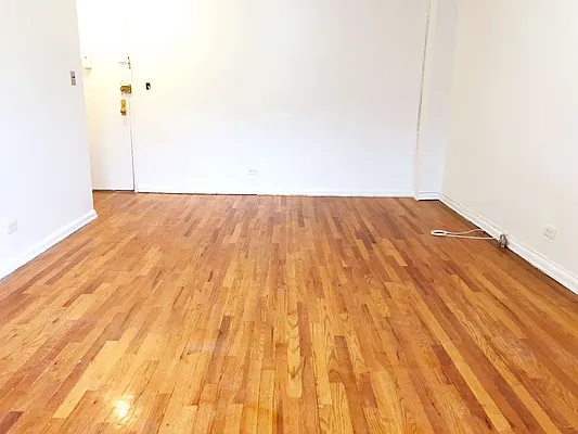 Rented by NY Space Finders Inc. | media 23